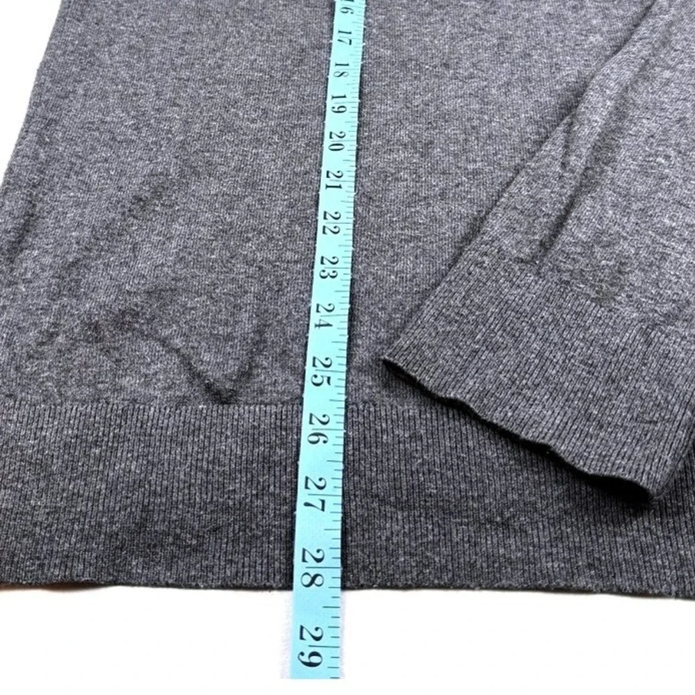 Banana Republic Mens Luxe Sweater Collection V Neck Long Sleeve Gray XL‎